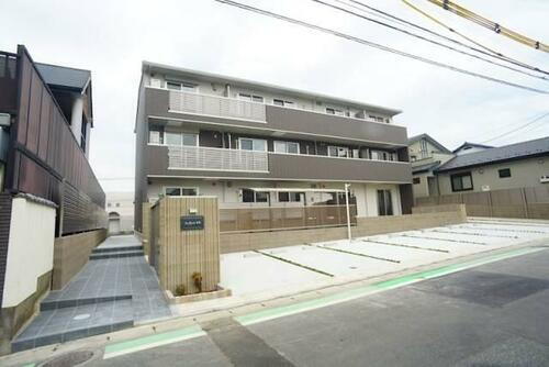 福岡県福岡市東区若宮３丁目 築4年9ヶ月 3階建