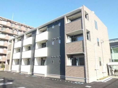 木村ロイヤルマンションⅥ 3階建