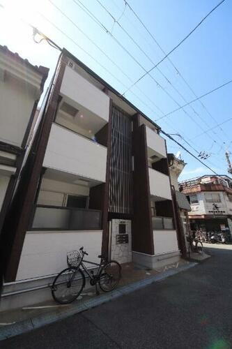 兵庫県尼崎市武庫川町２丁目 築13年4ヶ月 3階建