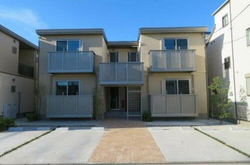 Ｍａｉｓｏｎ　ｄｅ　Ｐａｌｍ　北鹿浜２ 2階建