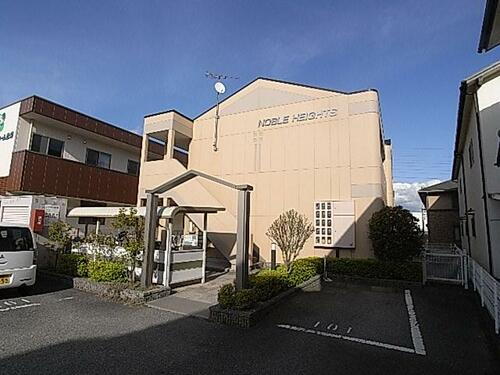 ノーブルハイツ 2階建