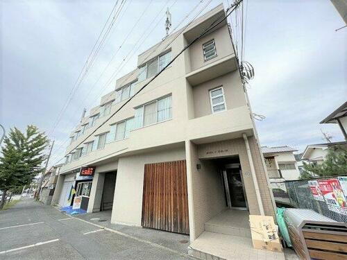 大阪府箕面市桜１丁目 3階建
