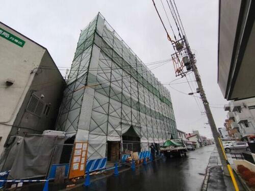 北海道札幌市豊平区月寒中央通９丁目  5階建