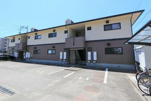 セジュール来住Ｂ棟 2階建