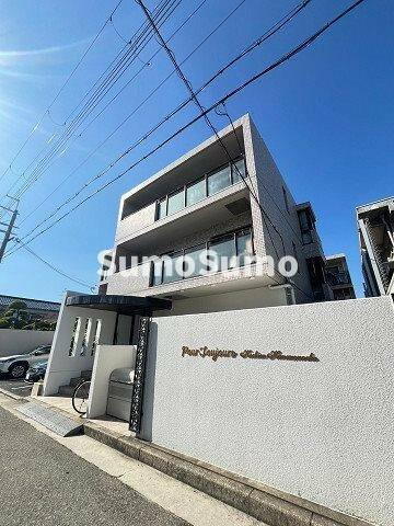プール・トゥジュール甲子園花園町 3階建