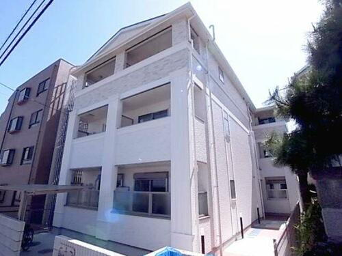 奈良県生駒市仲之町 築7年10ヶ月 3階建