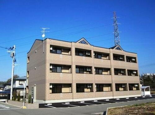 山形県山形市成沢西１丁目 築15年2ヶ月 3階建