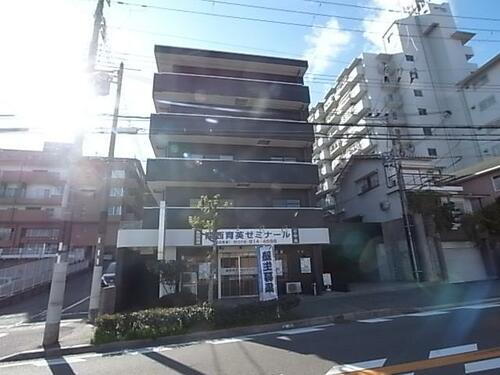 兵庫県明石市東野町 4階建