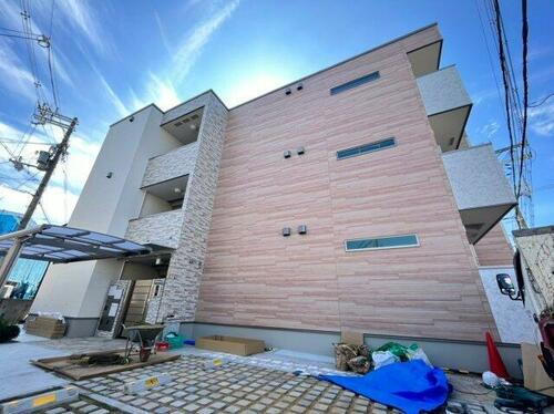 大阪府堺市東区引野町３丁 3階建 築2年2ヶ月