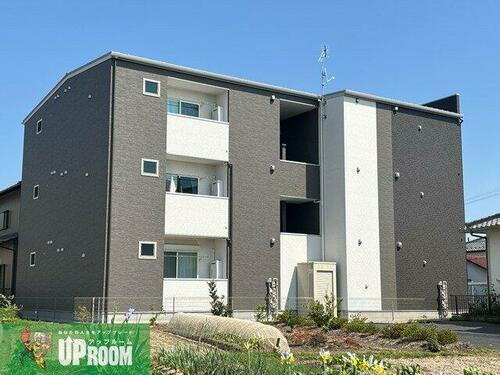 愛知県岩倉市八剱町石橋 築1年10ヶ月 3階建