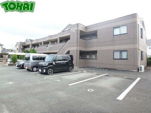 三重県松阪市嬉野中川新町４丁目 2階建 築24年6ヶ月