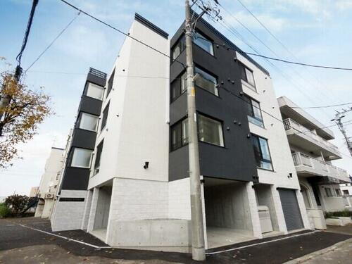 北海道札幌市中央区南二十条西１５丁目 賃貸マンション