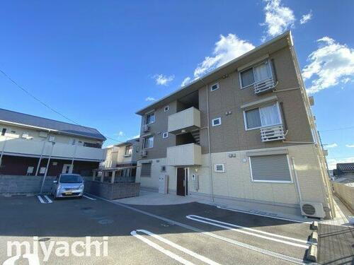 徳島県徳島市住吉５丁目 賃貸マンション