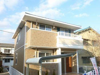 兵庫県姫路市大津区平松 2階建