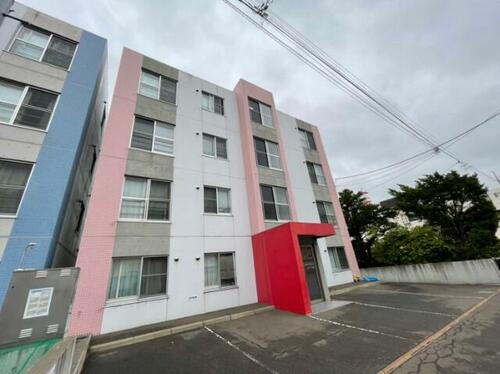 北海道札幌市北区北三十二条西１１丁目 4階建 築19年7ヶ月