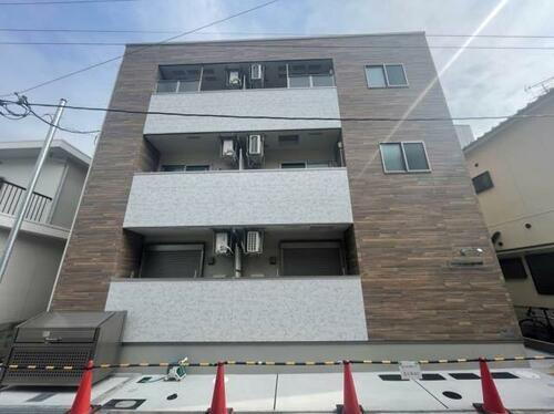 大阪府大阪市平野区長吉長原３丁目 築3年5ヶ月 3階建