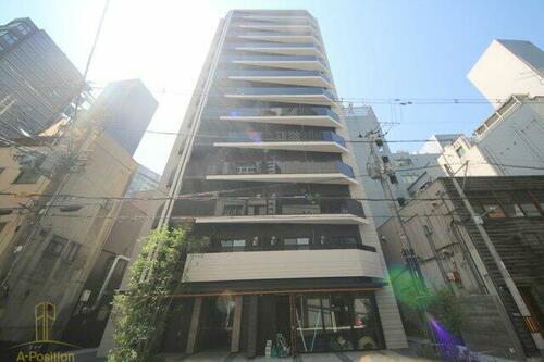 大阪府大阪市北区曾根崎新地２丁目 13階建