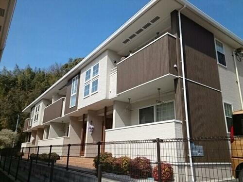 岡山県玉野市田井４丁目 築12年10ヶ月 2階建