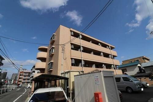 岡山県岡山市北区奥田本町 築23年2ヶ月 4階建