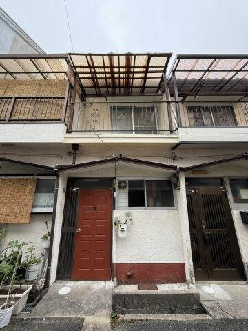 大阪府四條畷市南野２丁目 テラスハウス