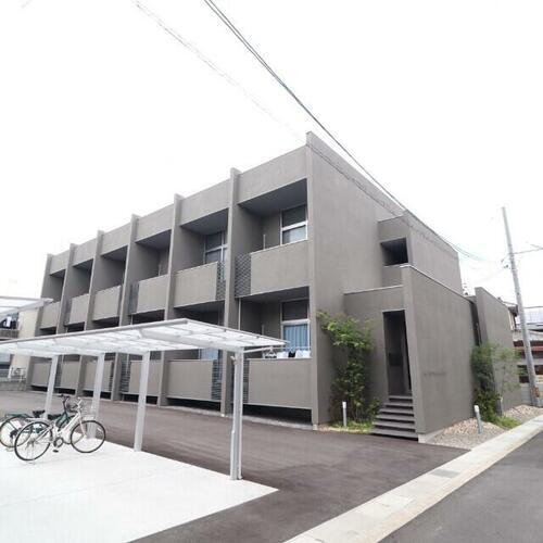 岡山県岡山市中区竹田 築3年11ヶ月 2階建