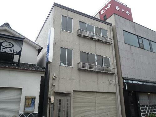 三重県桑名市南魚町 テラスハウス