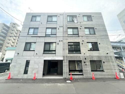 Ｐｃｈｅ裏参道 4階建