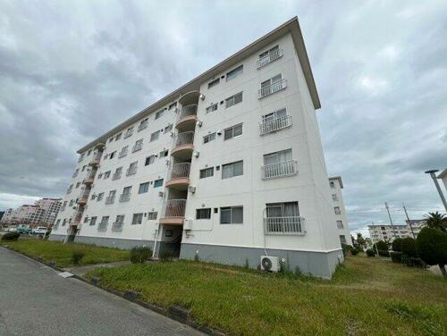 東垂水住宅４号棟 5階建