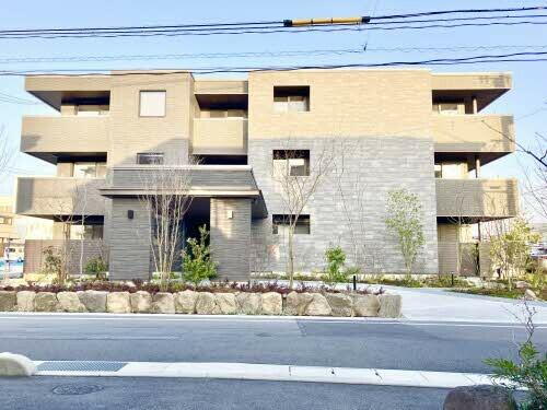 クロムノワール 3階建
