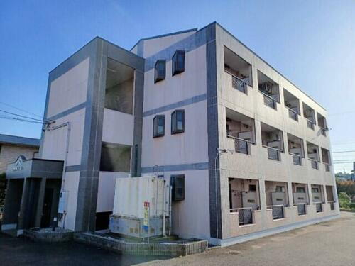 三重県鈴鹿市中江島町 築30年9ヶ月 3階建