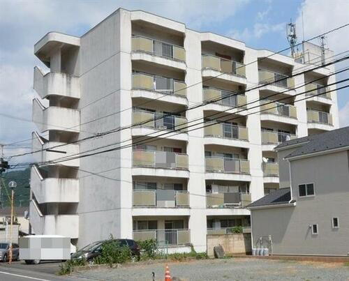 群馬県桐生市天神町２丁目 賃貸マンション