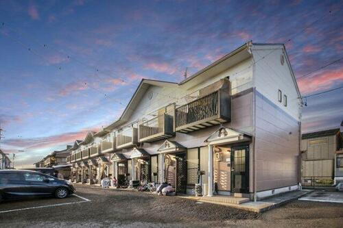 愛知県一宮市奥町字七丁 テラスハウス