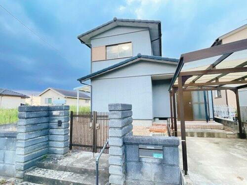 名張市すずらん台戸建て　　静かな住宅街にたたずむ、庭付きの広々戸建て