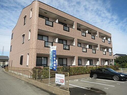 愛媛県新居浜市菊本町１丁目 賃貸アパート