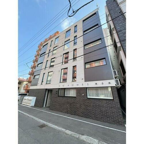 北海道札幌市中央区南五条西１０丁目 5階建 築3年1ヶ月