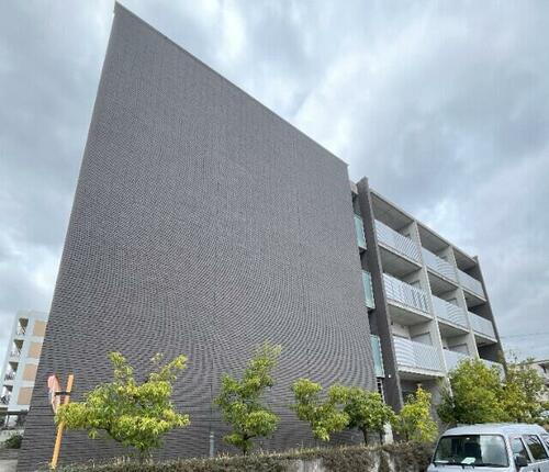 大阪府箕面市小野原西６丁目 賃貸マンション