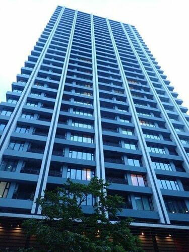 グランドミレーニア