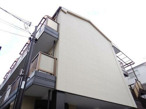兵庫県神戸市灘区岩屋北町１丁目 3階建