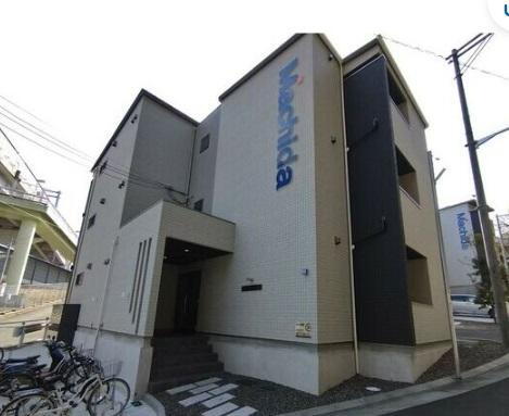 エヌエムサンカンテキャトフＥ棟 3階建