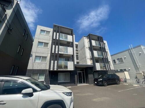 北海道札幌市西区八軒十条東１丁目 57階建 築9年