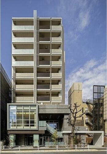 東京都渋谷区猿楽町  10階建