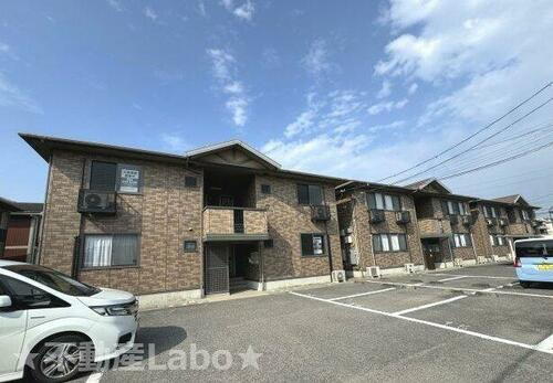 徳島県徳島市東吉野町３丁目 賃貸アパート