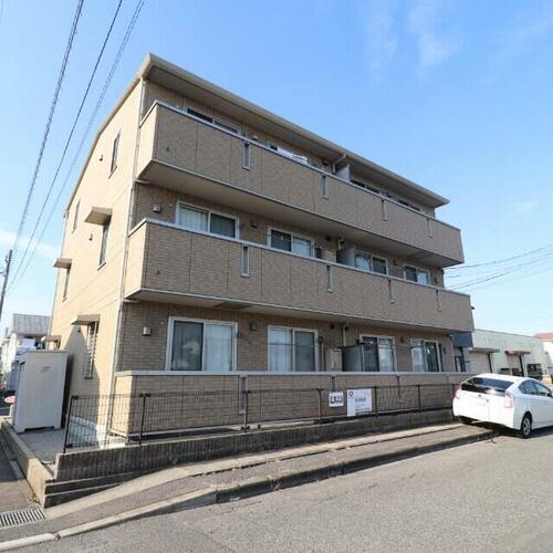 岡山県岡山市北区下中野 3階建 築18年7ヶ月