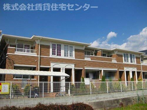 和歌山県岩出市西国分 2階建