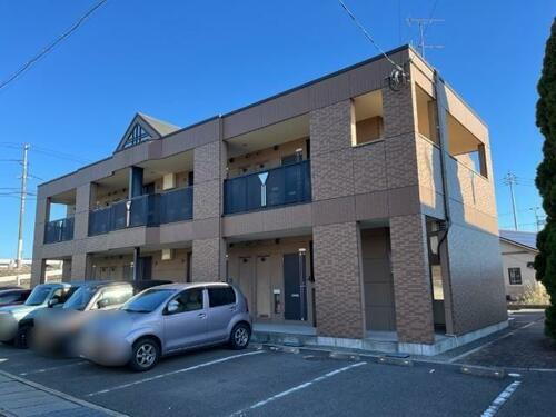 広島県福山市高西町３丁目 2階建 築16年9ヶ月