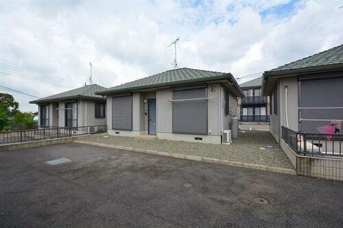 群馬県伊勢崎市下触町 賃貸一戸建て