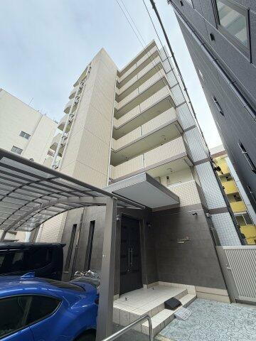 リーベル　クリサンス