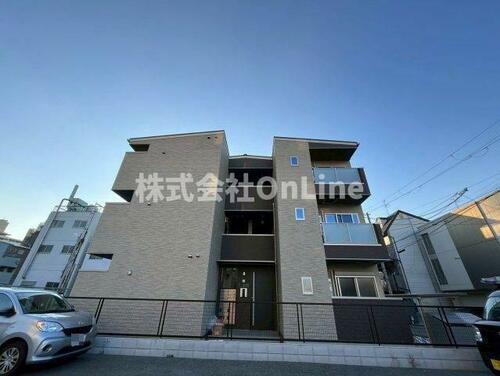 大阪府東大阪市御厨栄町２丁目  3階建