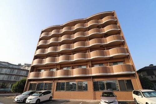 岡山県岡山市北区北長瀬表町２丁目 築19年12ヶ月 6階建