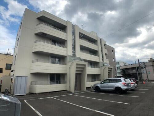 北海道札幌市北区北三十一条西５丁目 4階建 築30年7ヶ月